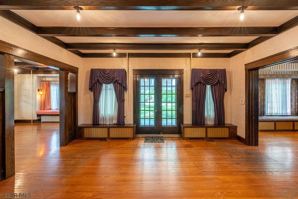 Mansion Park - Residential