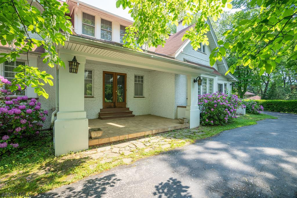 Mansion Park - Residential