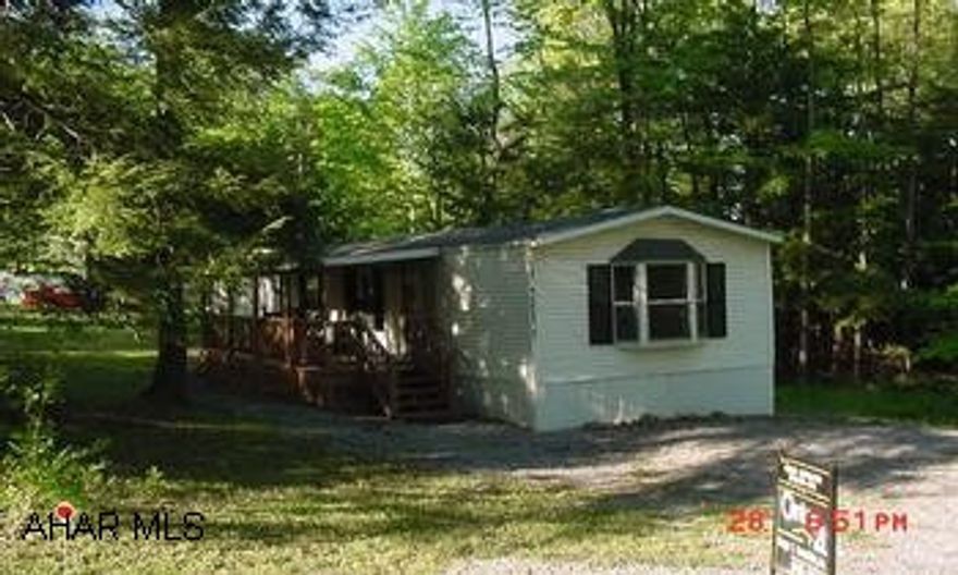 1994 MOBILE HOME ON DEEDED LOT IN GLENDALE YEAROUND, 2 BR., 1 BATH, CENTRAL AIR, IMMACULATE IMMACULATE MOBILE HOME , 2 BR., 1 BATH, ELECTRIC HEAT, CENTRAL AIR, NICE COVERED DECK, ALL THE AMENITIES OF GLENDALE YEAROUND, MINUTES FROM GLENDALE STATE PARK AND STATE GAME LANDS