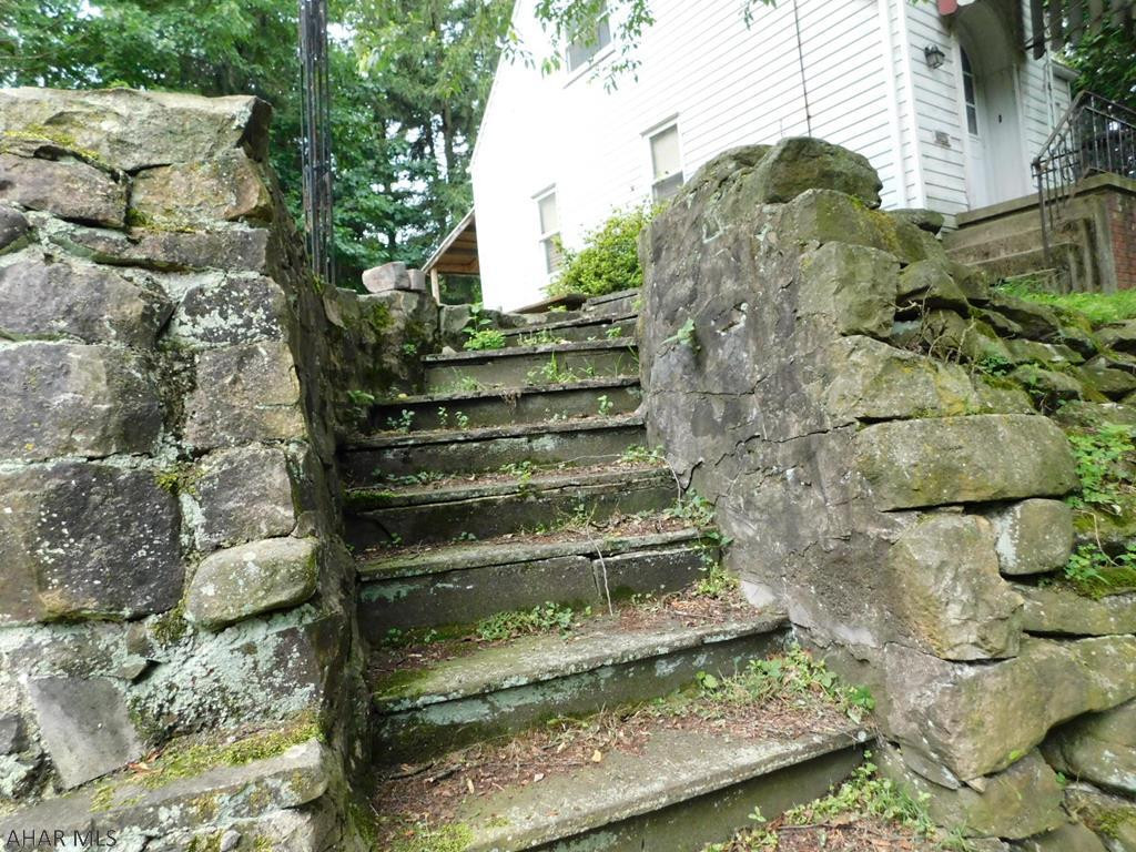 Juniata - Residential