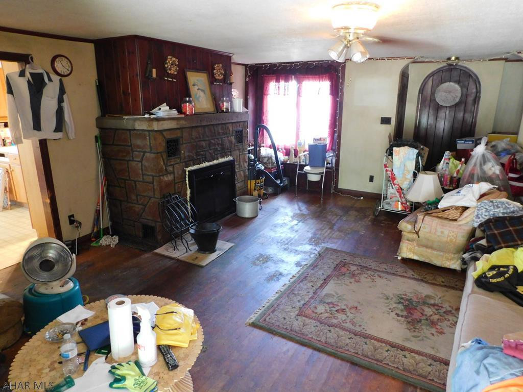 Juniata - Residential