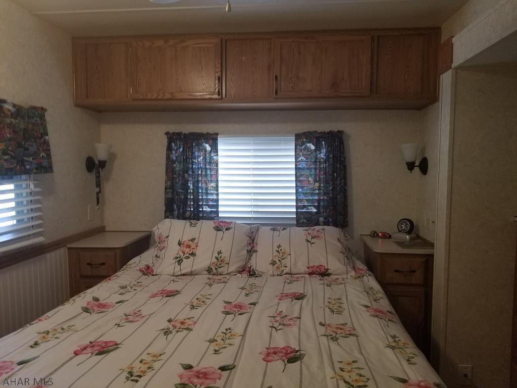 Glendale Yearound - Residential