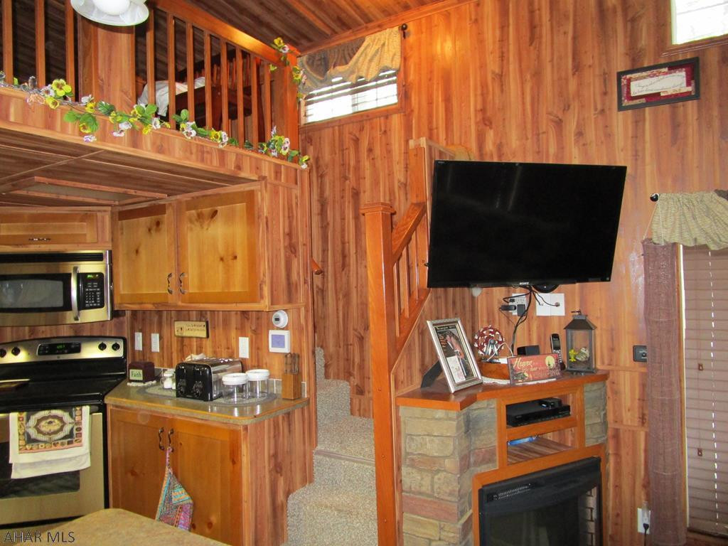 Glendale Yearound - Residential