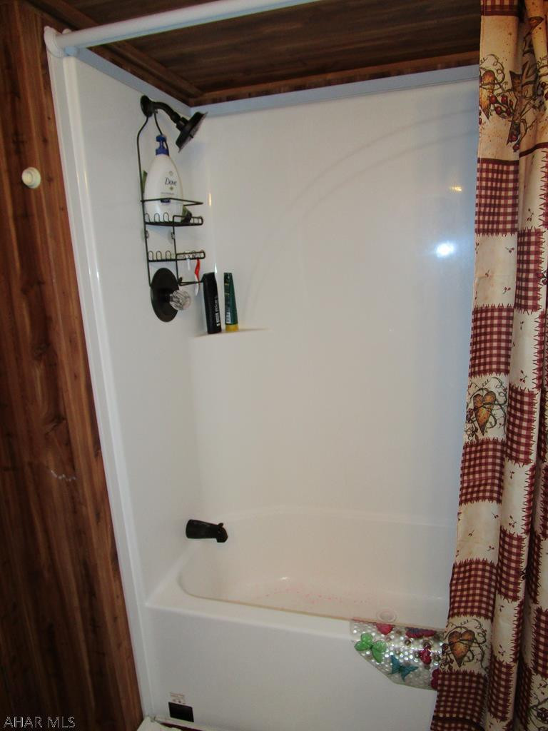 Glendale Yearound - Residential