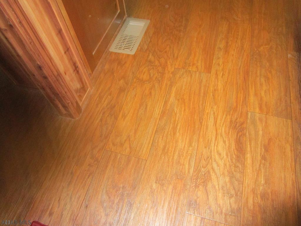 Glendale Yearound - Residential