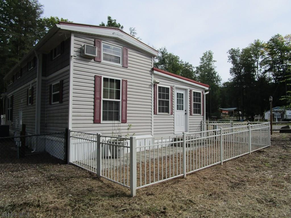 Glendale Yearound - Residential