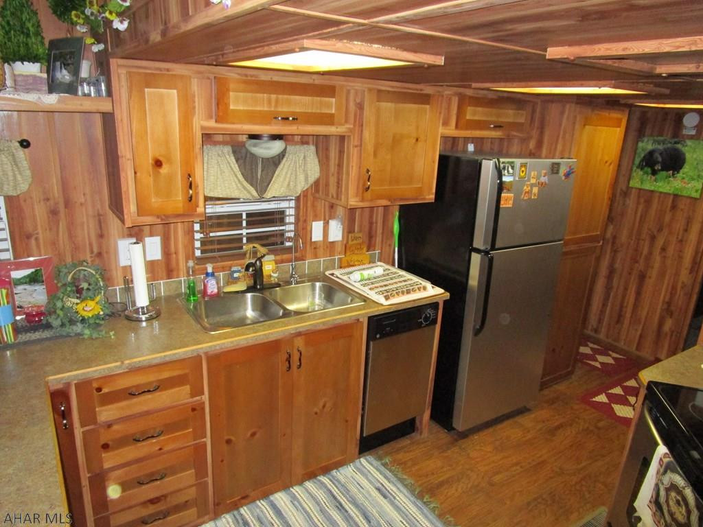 Glendale Yearound - Residential