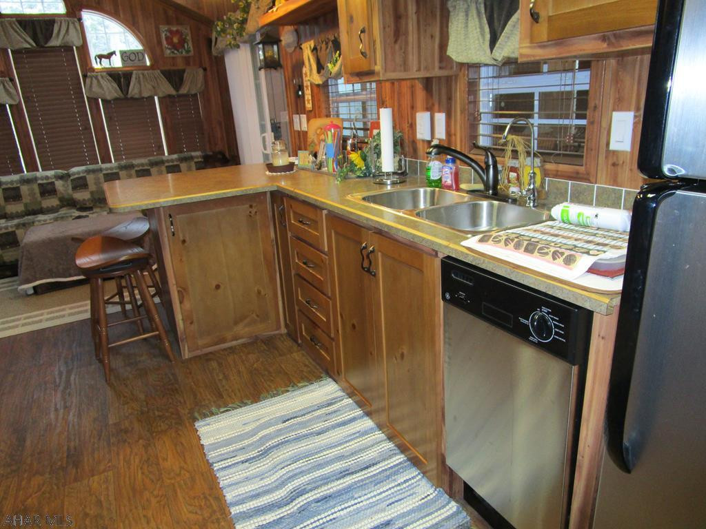 Glendale Yearound - Residential