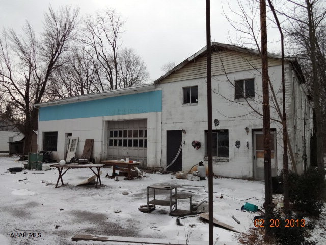 Unknown - Commercial Sale