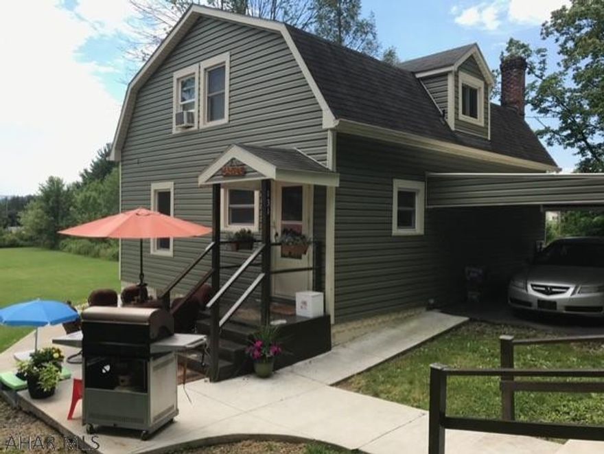 Adorable updated home with 3 bedrooms, 1 bath home on 1.8 acres, SS appliances, thermopane windows, shed, carport.  Tons of updates.  Large yard.