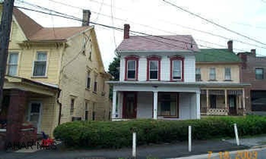 Newer Furnace, Hot Water Tank, And Roof - Great House - Average Locace!!  Two Leel Garage In Rear. Newer Furnace, Hot Water Tank, And Roof - Great House - Average Locace!!  Two Leel Garage In Rear.