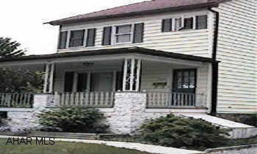 Pleasant Valley Area.  Cute home with off street parking.  Good mechanics, fenced yard, covered patio.