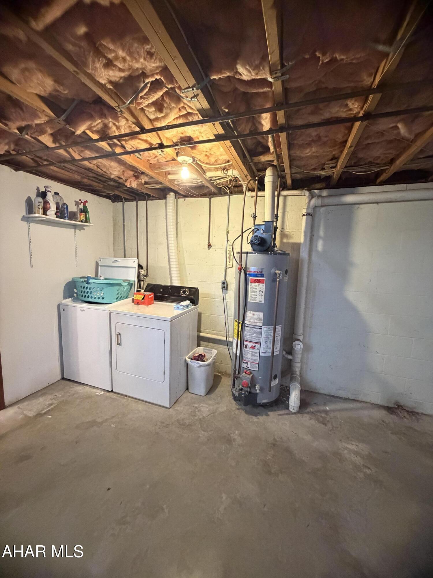 Lakewood Manor - Residential