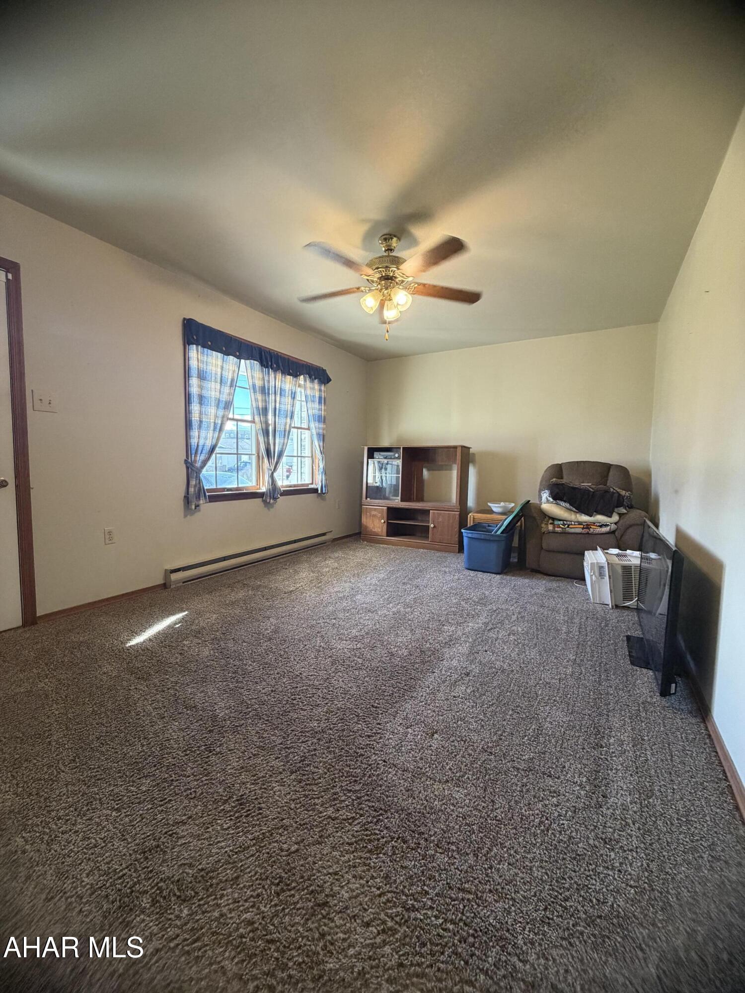 Lakewood Manor - Residential