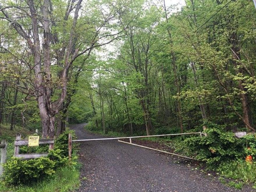 Beautiful peace of land located on gated road just outside of Bedford. This building site would make the perfect place to build your dream home in a quite secluded area only miles away from popular amenities.