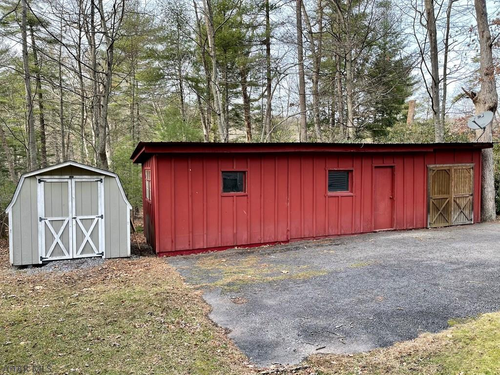 Cliffside Acres - Residential