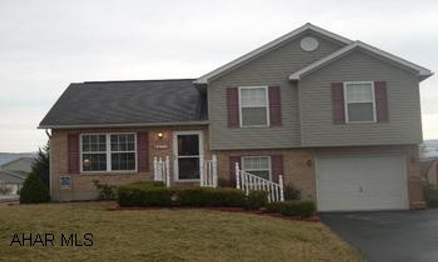 Terrific home on nice flat corner lot. Cute eat-in kitchen, large 3/4 bath on lower level. Upgraded electric - Move in condition! Call Dianne 329-1856.