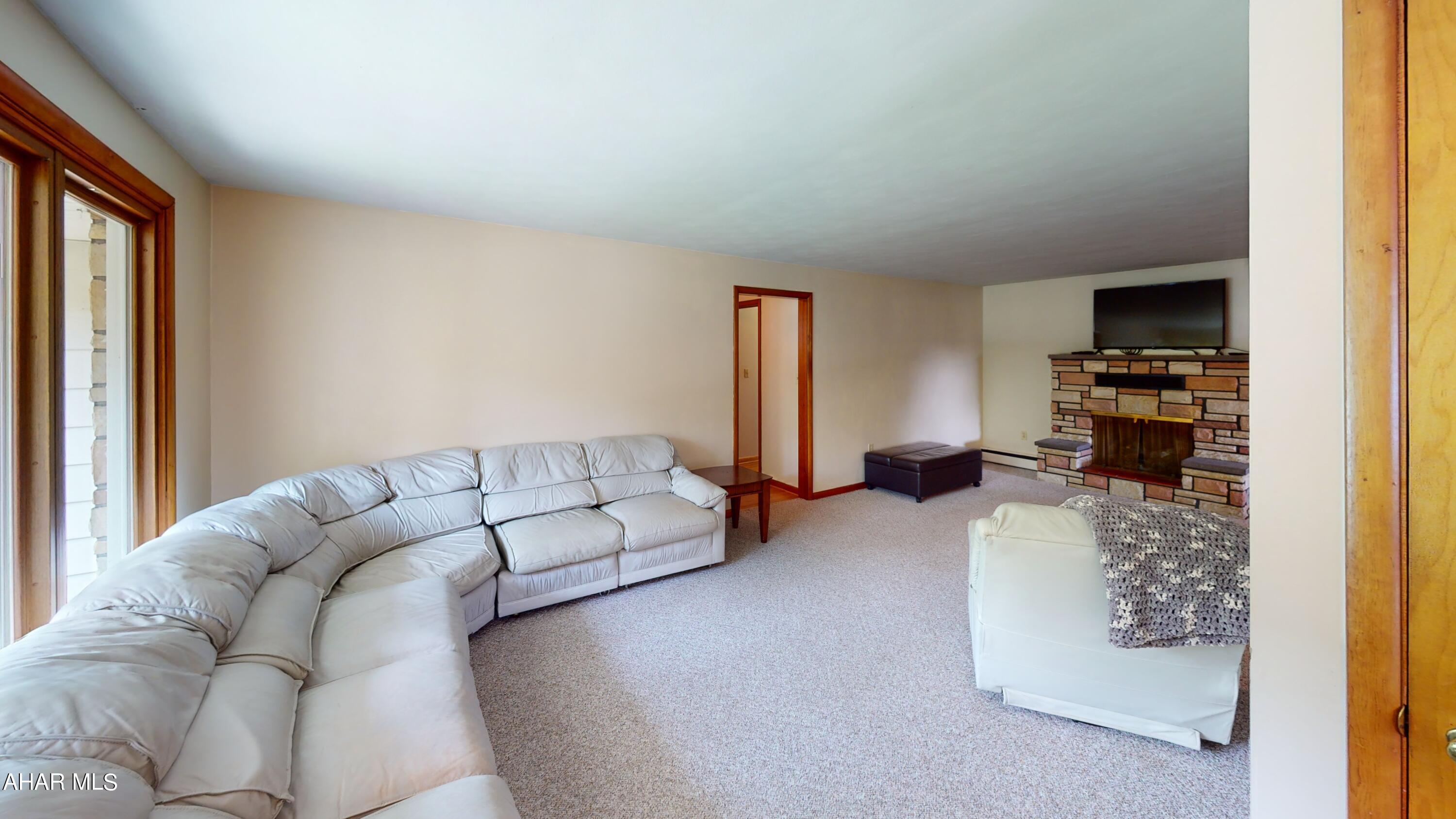 Foot of Ten - Residential