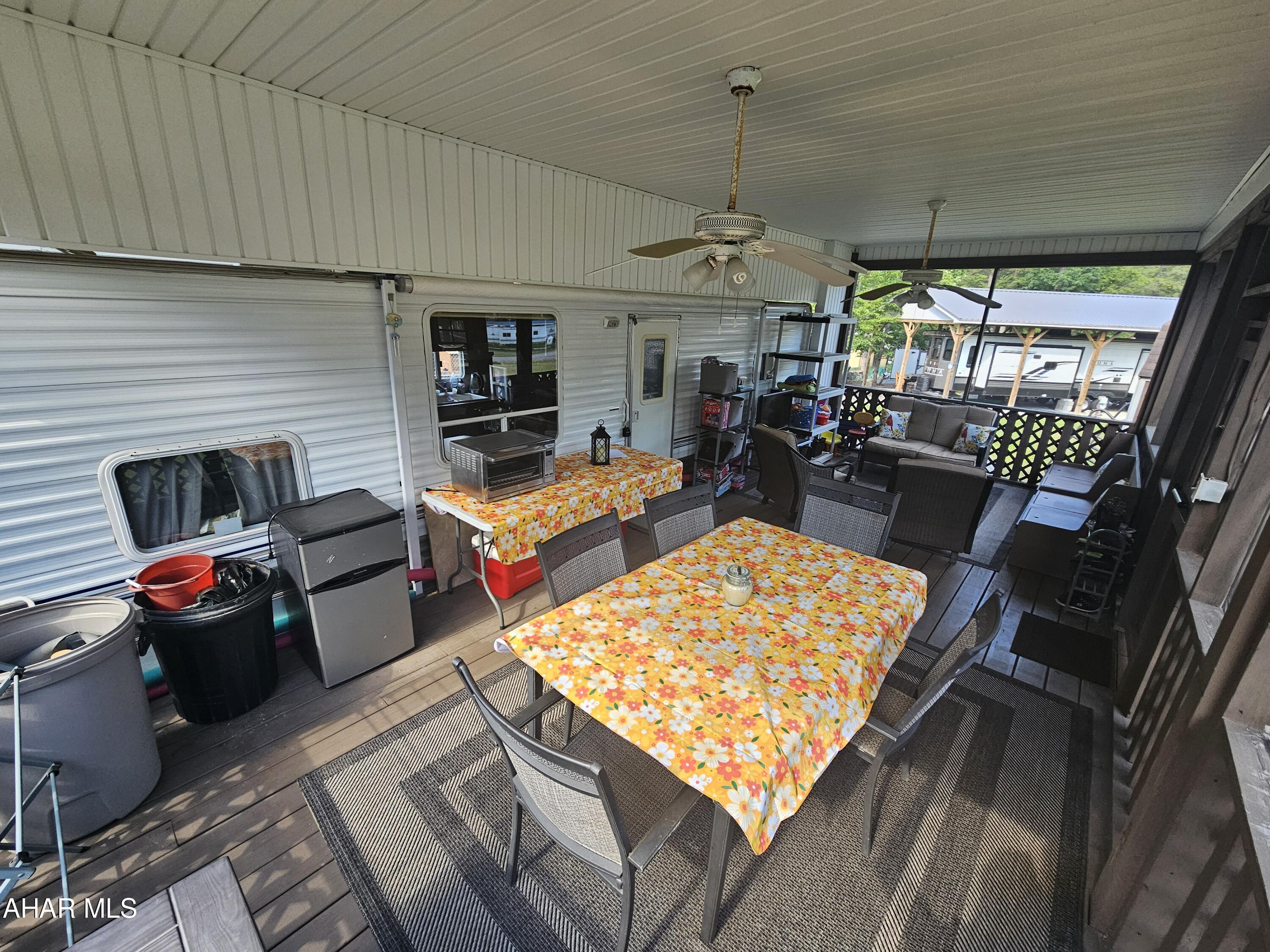 Glendale Yearound - Residential