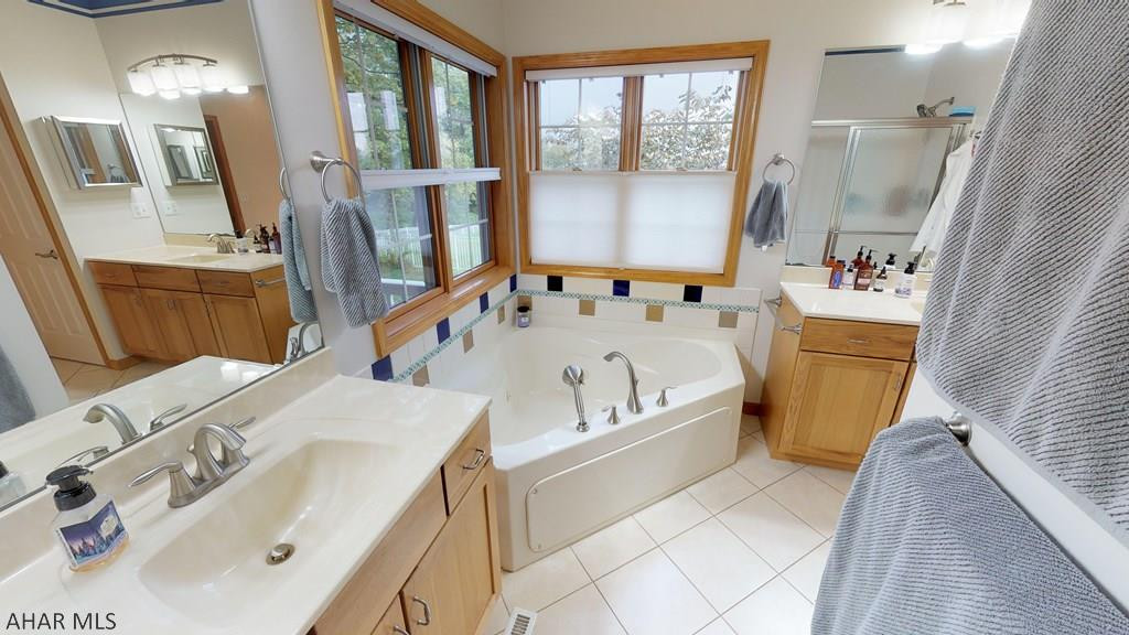 Rolling Hills - Residential