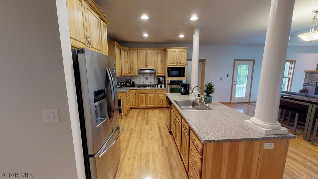 Rolling Hills - Residential