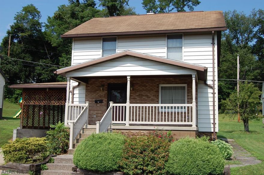 $10,000 price drop. Fantastic 2 Bedroom, 1 bath home situated on an over-sized double lot.  New flooring throughout the entire home.  Newly updated bathroom.  Freshly painted and ready for it's next owner.  Large flat yard with large shed for extra storage.  Sits on an dead end road with low-traffic.  Spacious living room with large picture window.  Also offers central vac, central air, and plenty of storage in the basement.  Don't miss out on this one.  Call today for a private showing.