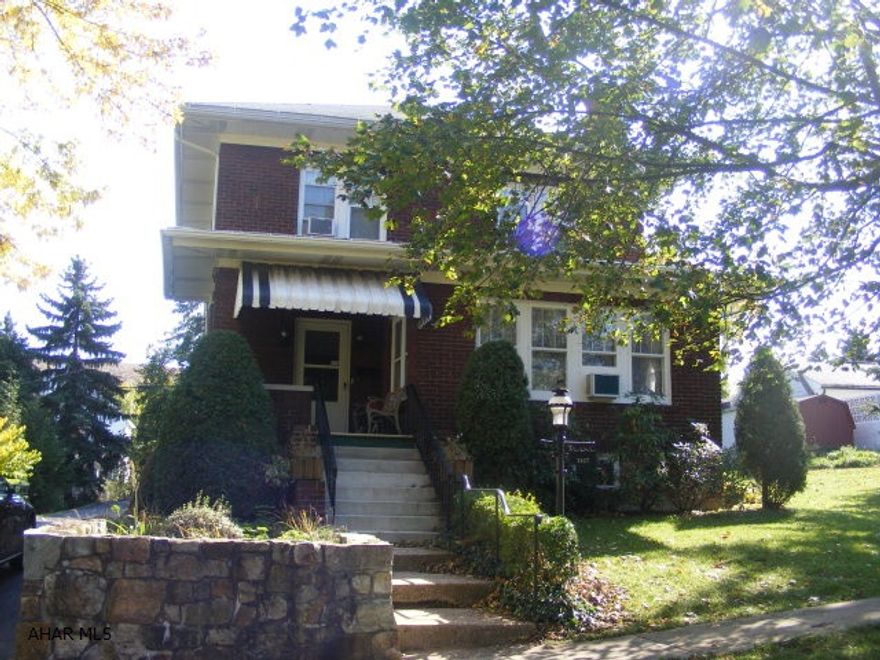 Accent/recessed lights in kitchen. Some newer windows. Blown insulation. 4 A/C units. New copper plumbing in main bath. Soffit & fascia. New front step. Deck & wood shed.