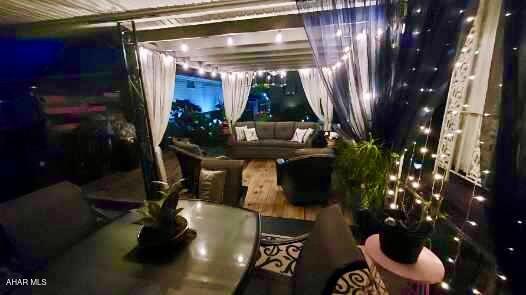 East End - Residential