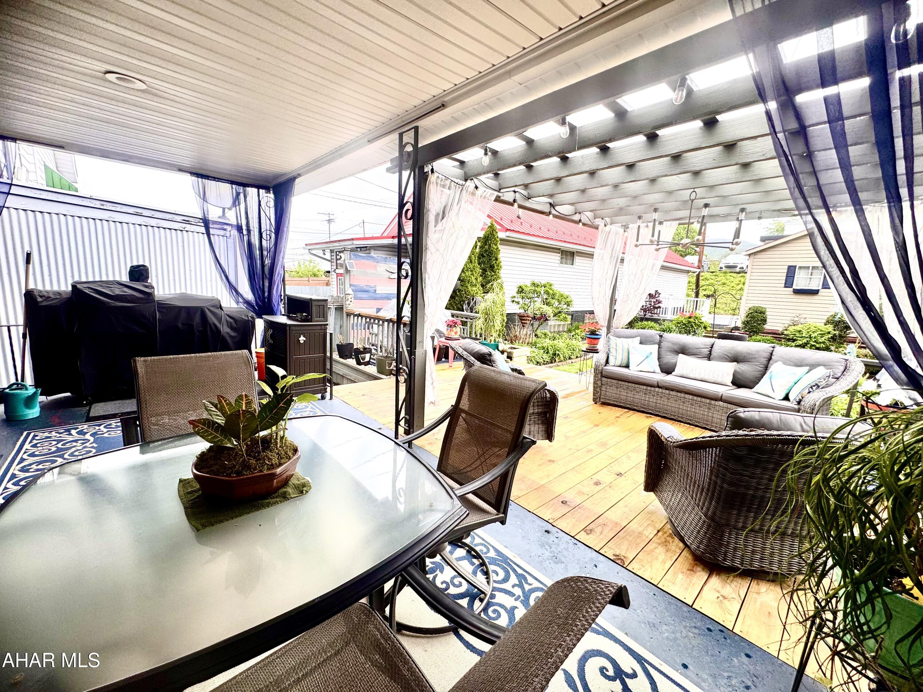 East End - Residential