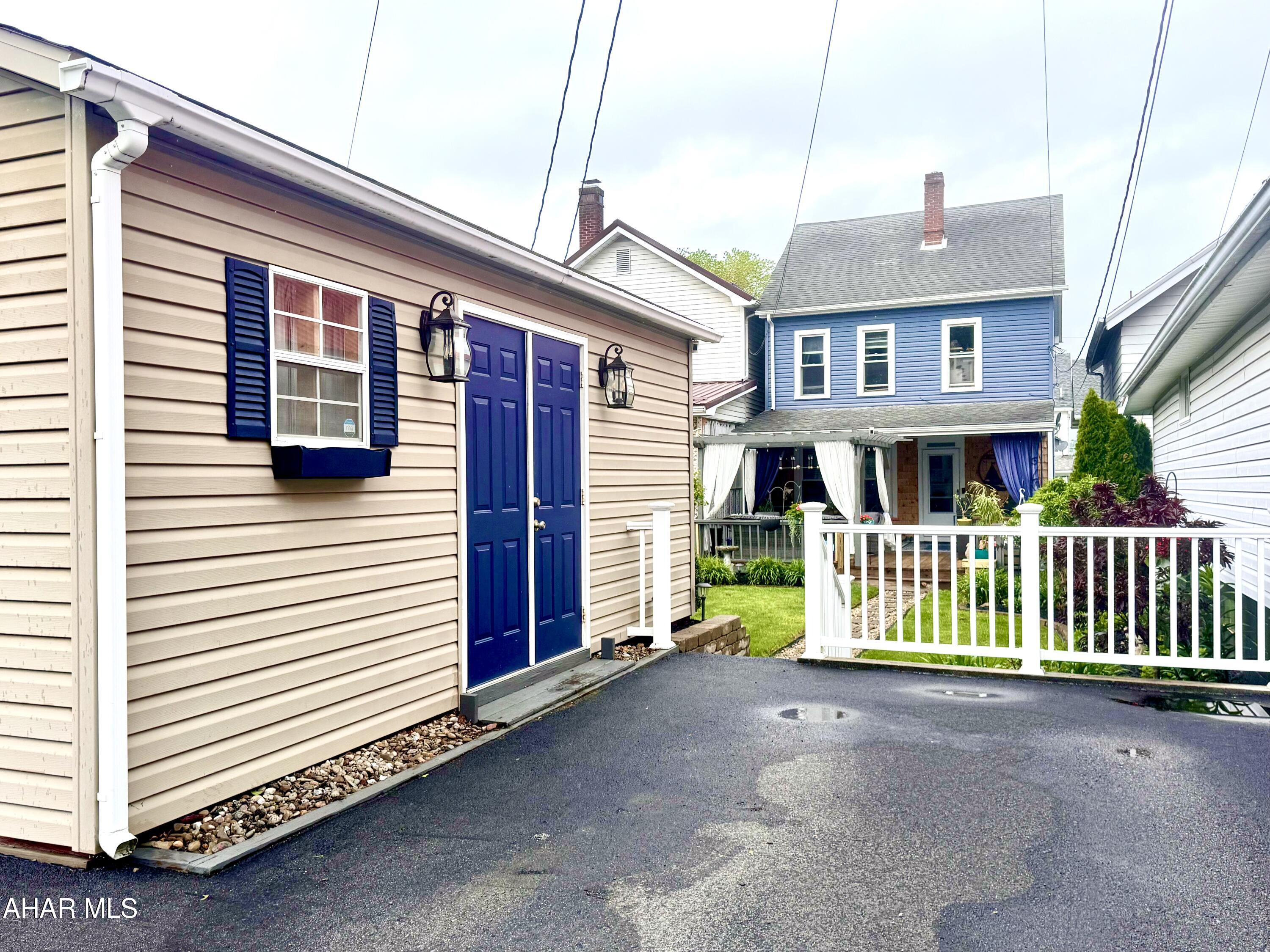 East End - Residential