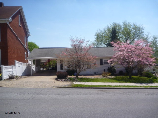 Juniata - Residential