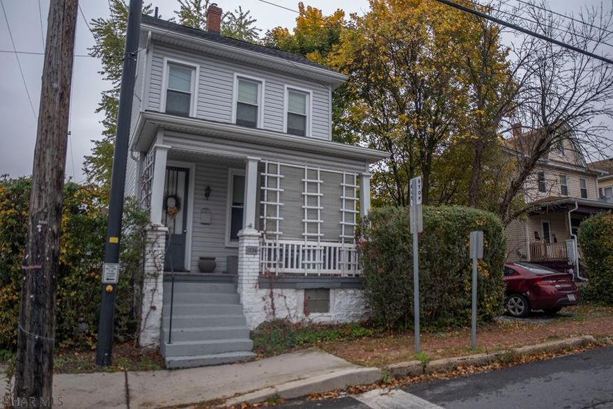 Quaint  well maintained two story home perfect for a starter home or a great investment property.  Home features 2 bedrooms and a full bath with an eat in kitchen. House also includes an extra lot which the seller deemed parking. Attic is finished and laundry in the basement.