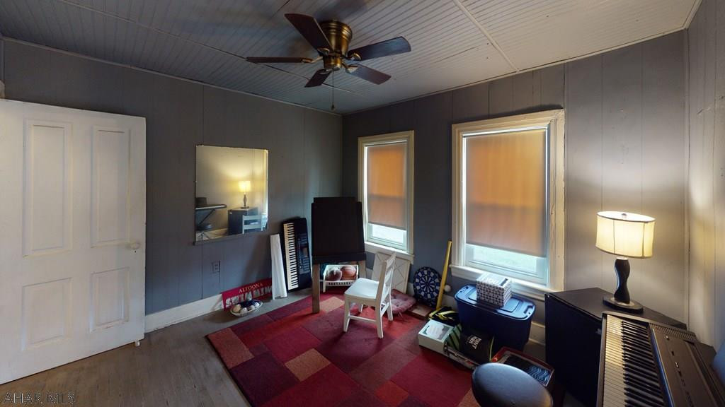 Unknown - Residential