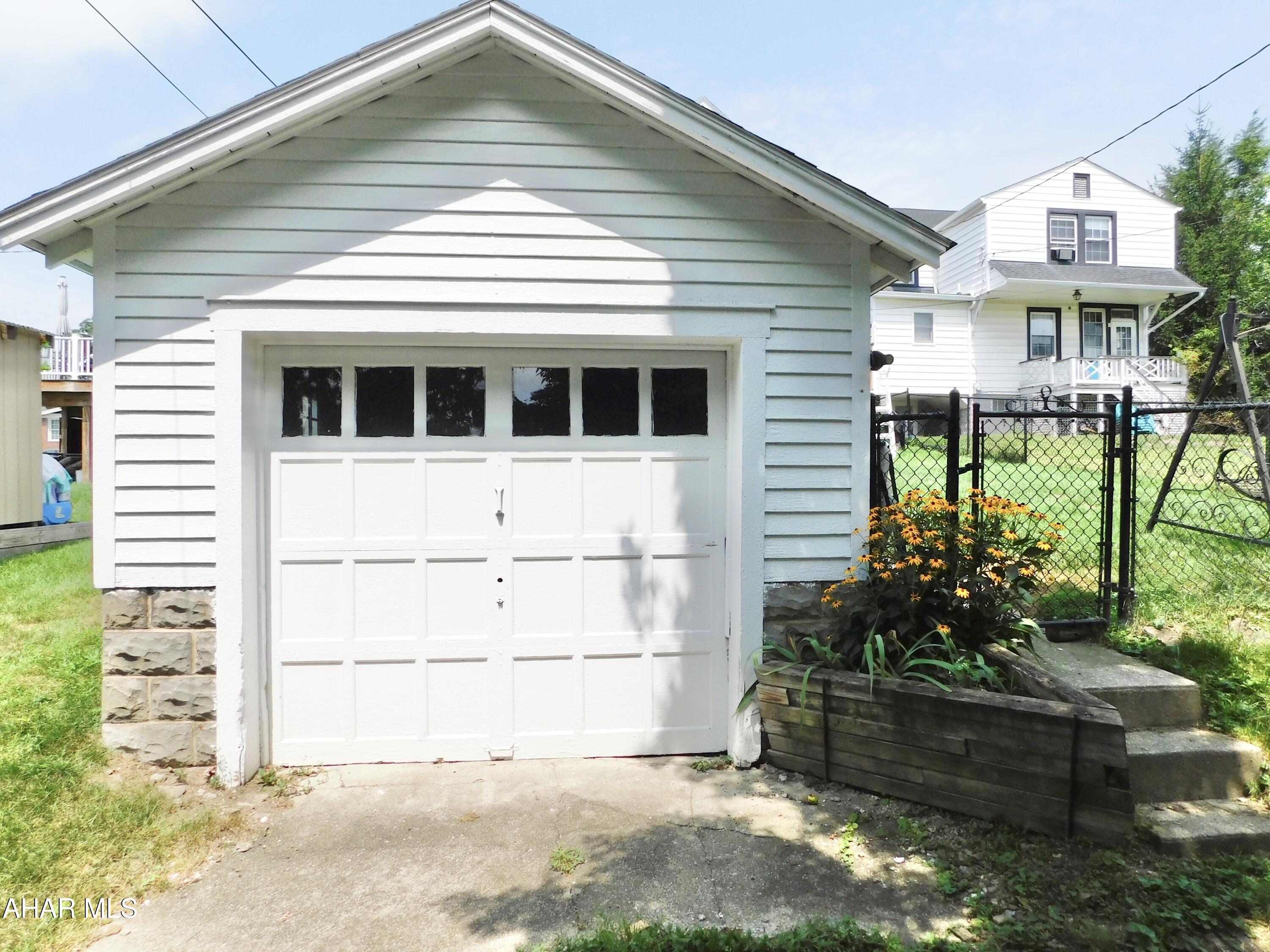 Calvert Hills - Residential