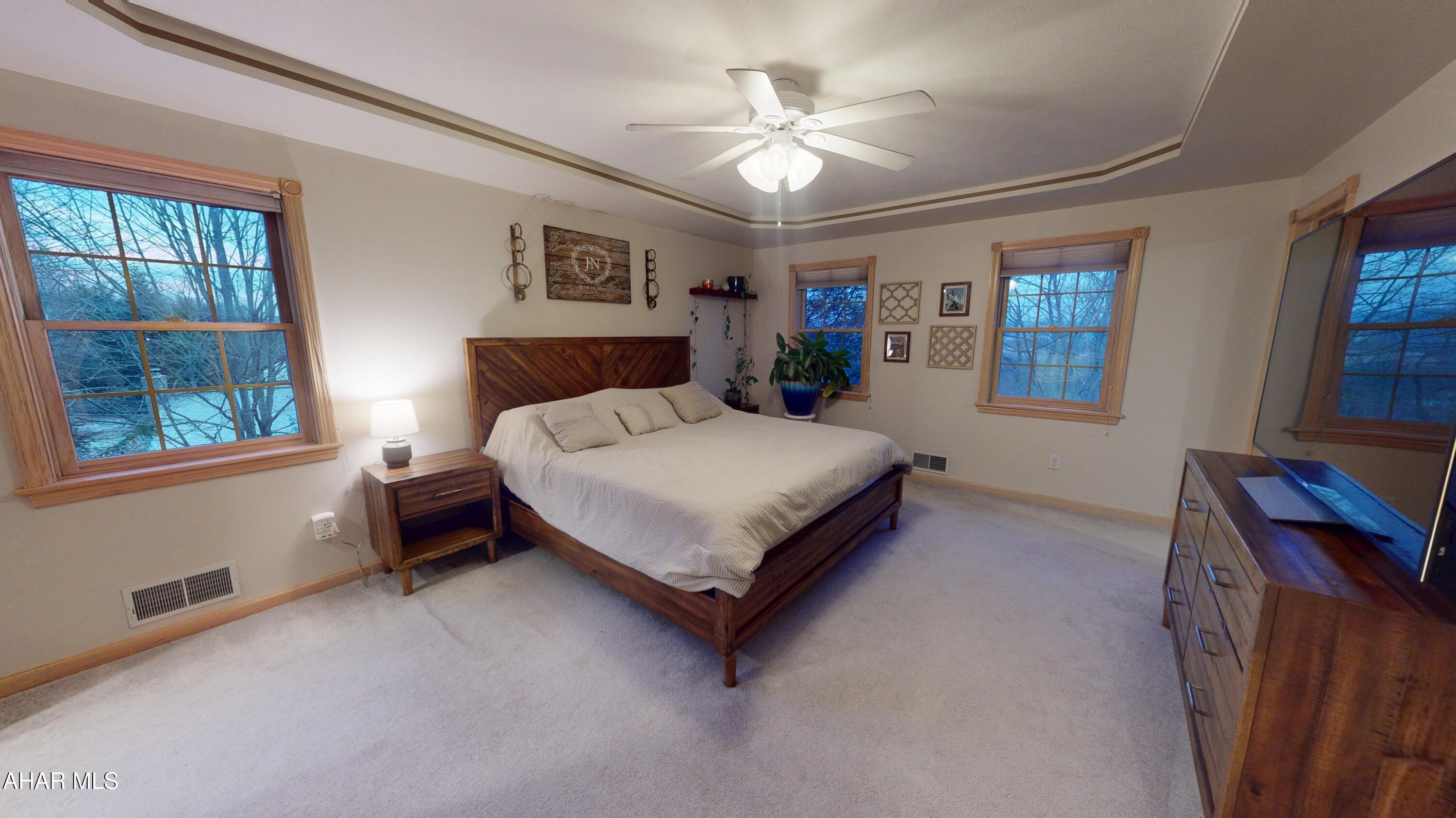 Hickory Hills - Residential