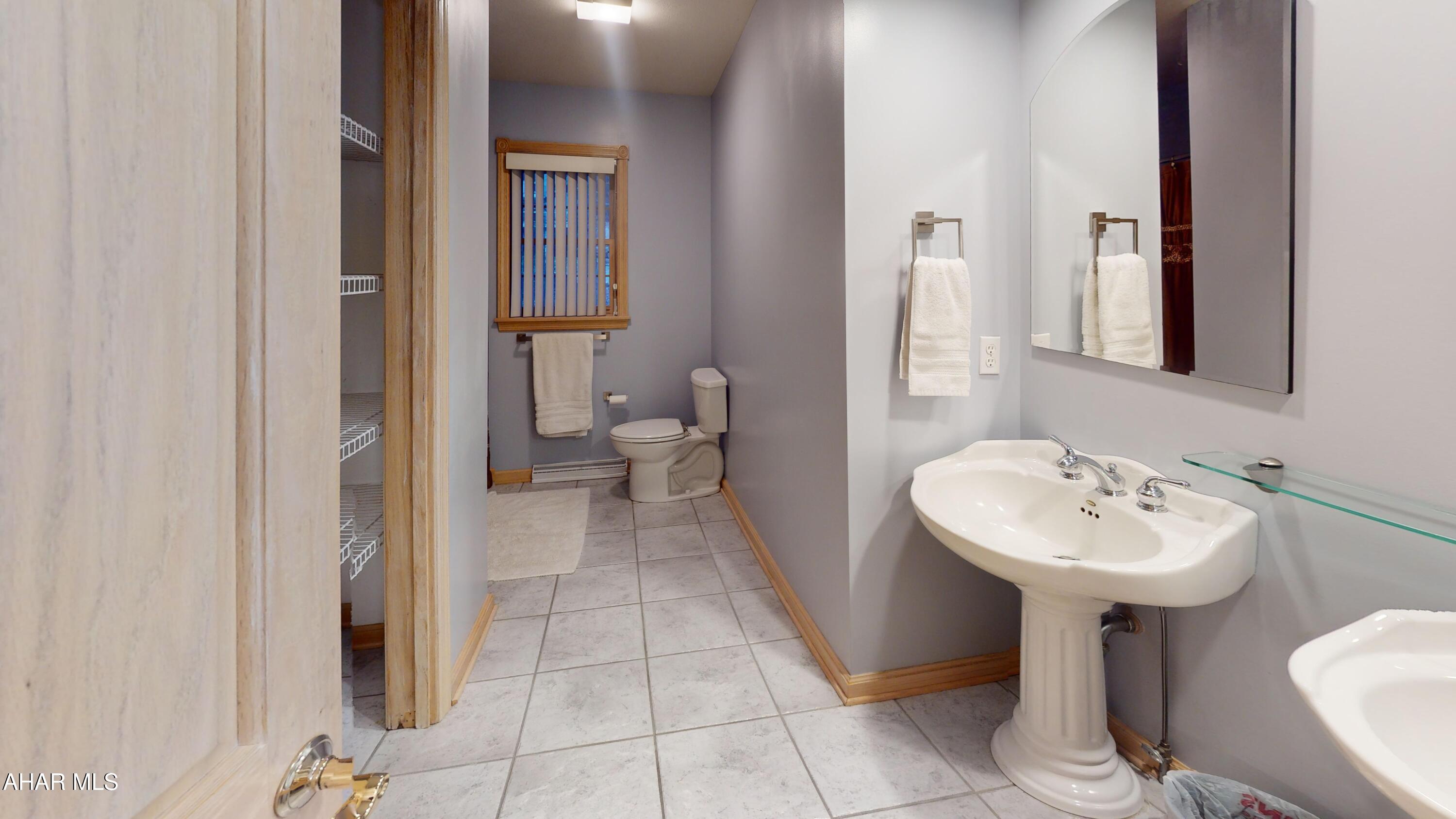 Hickory Hills - Residential