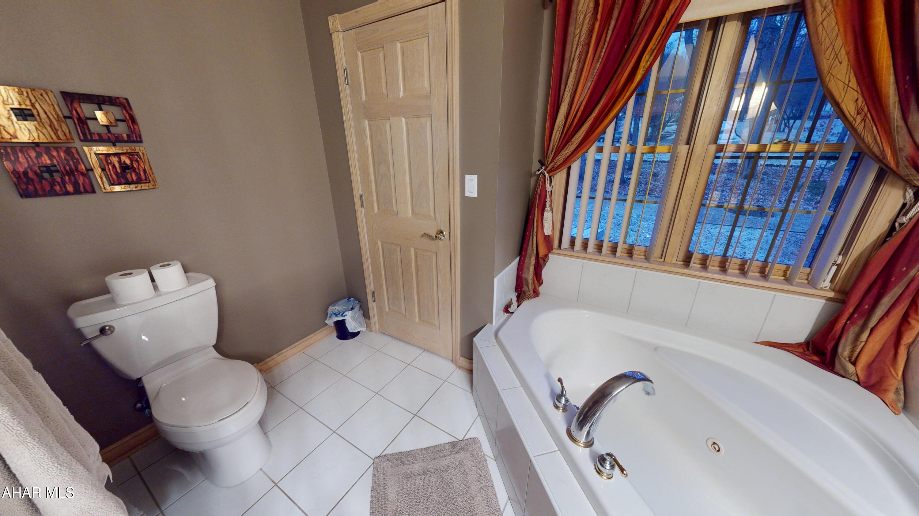 Hickory Hills - Residential