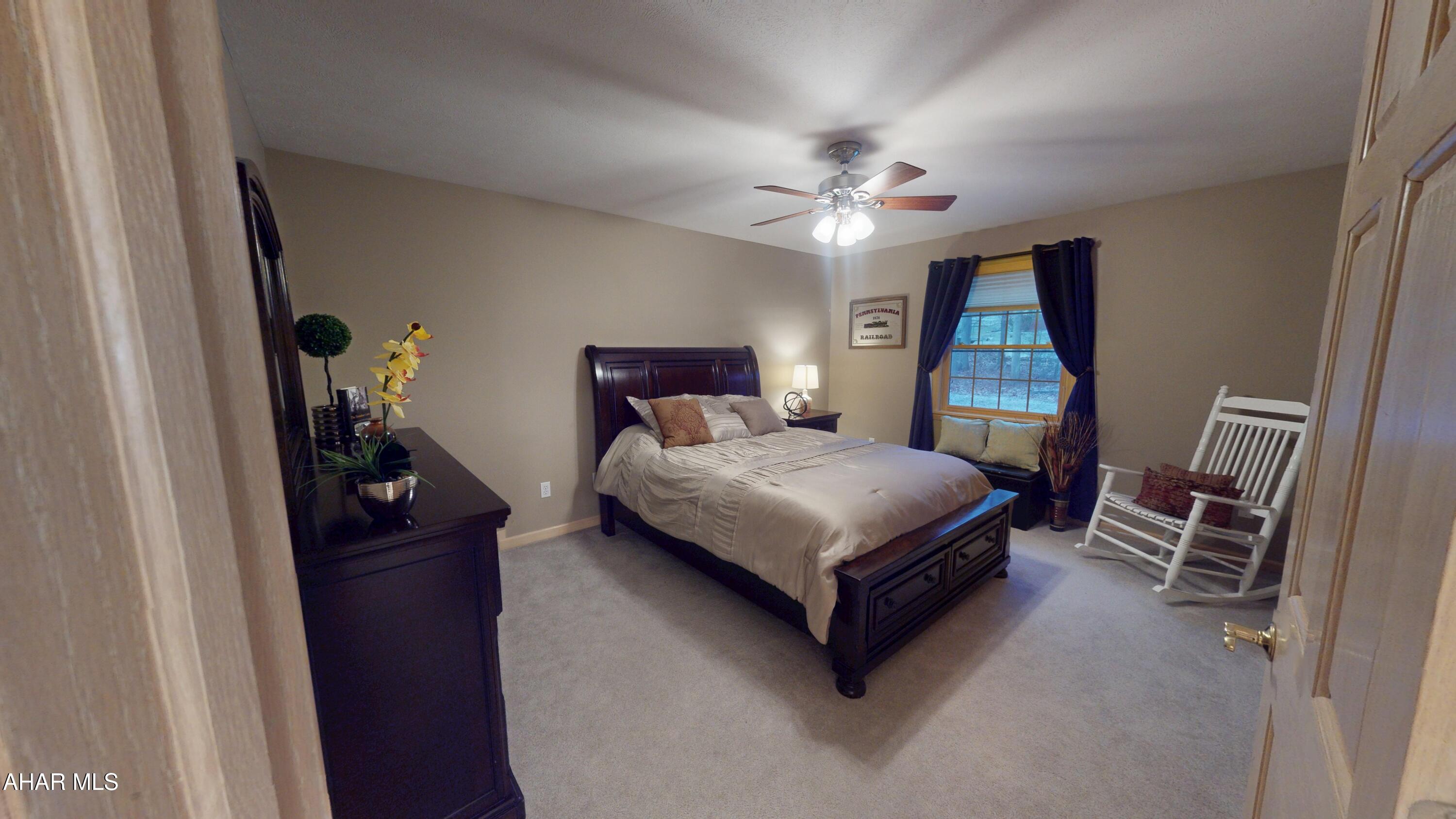 Hickory Hills - Residential