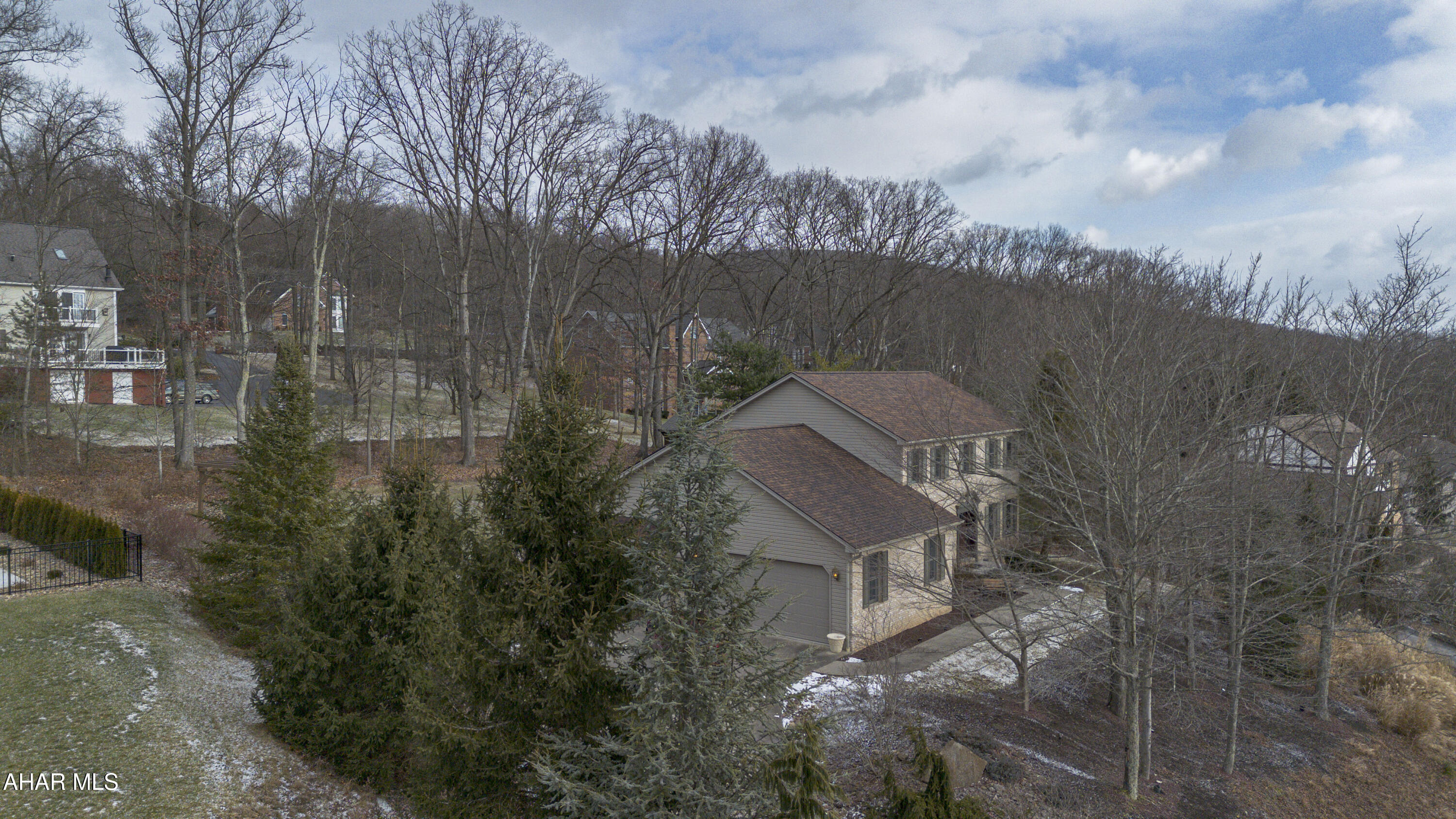 Hickory Hills - Residential