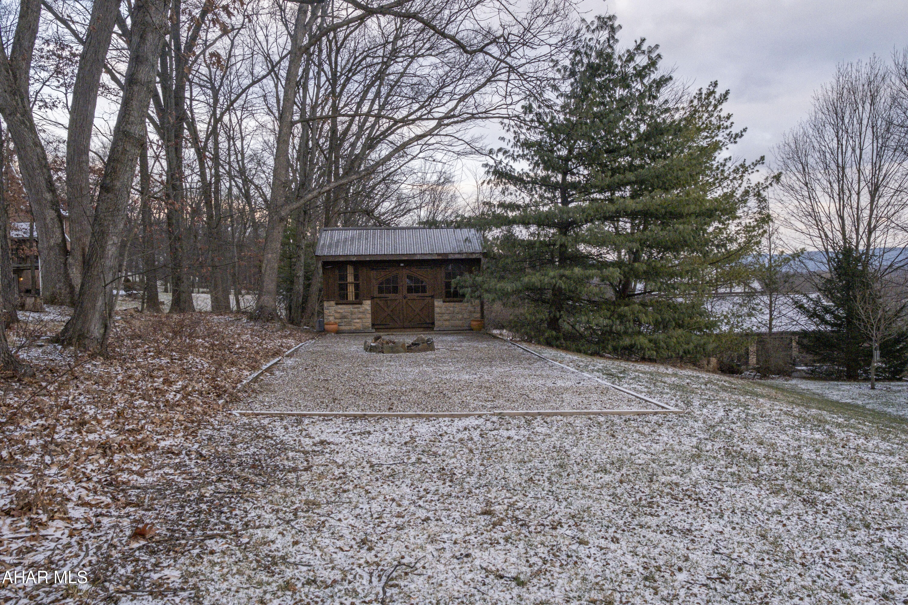 Hickory Hills - Residential