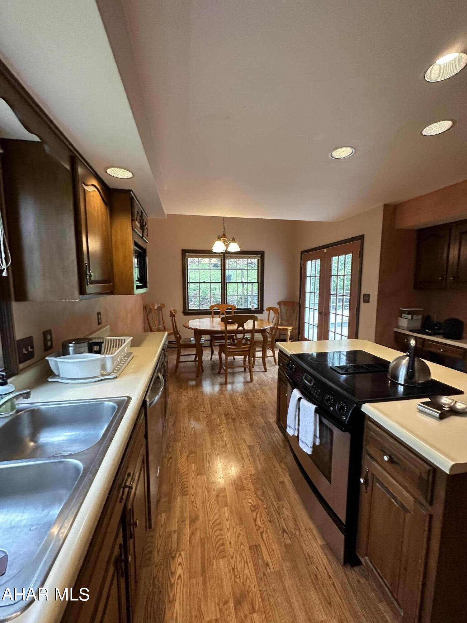 Stonehedge - Residential