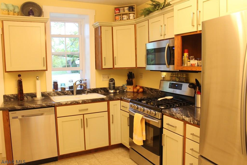 Unknown - Residential