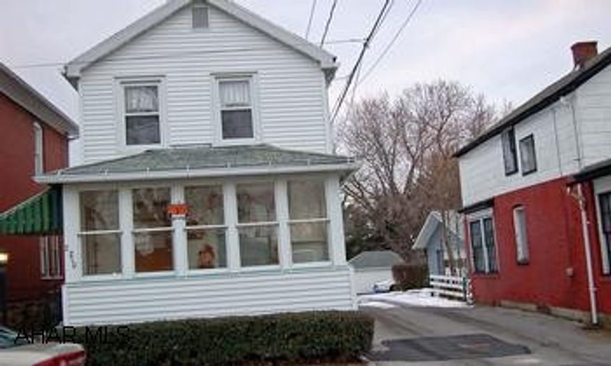 2 story frame home in perfect condition--new furnace--move right in Remodeled 2 BR home with privacy fence, Absolutley cute--perfect starter home. Brand new furnace, newer stove & frige included,washer / dryer , new carpet. A must see!!, Home Warranty