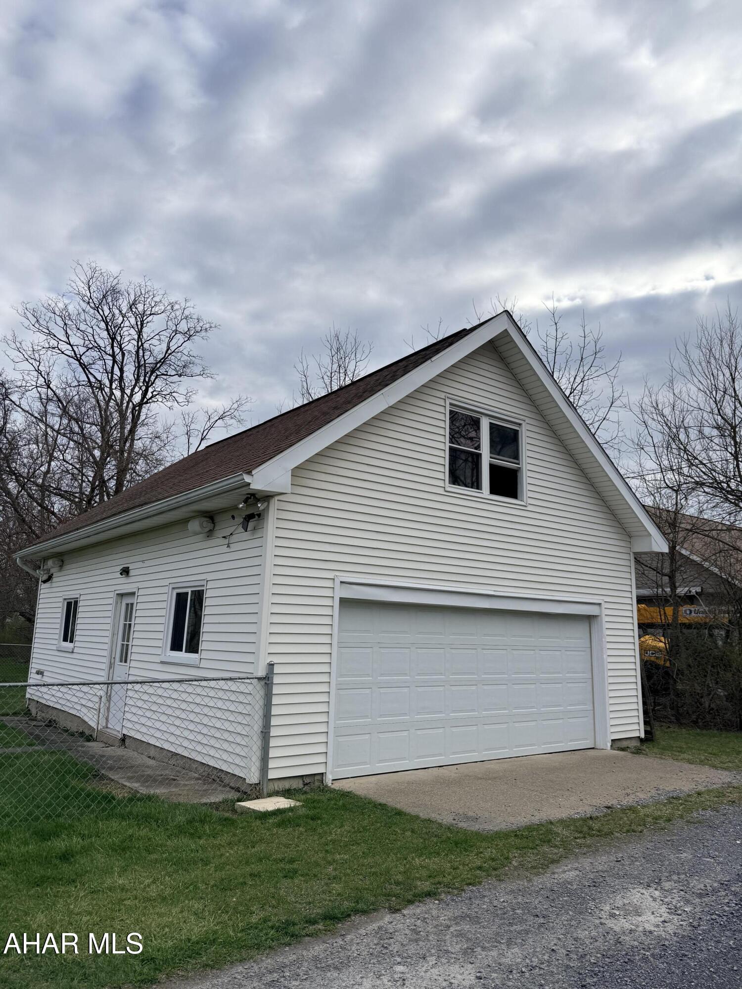 Hollidaysburg - Residential