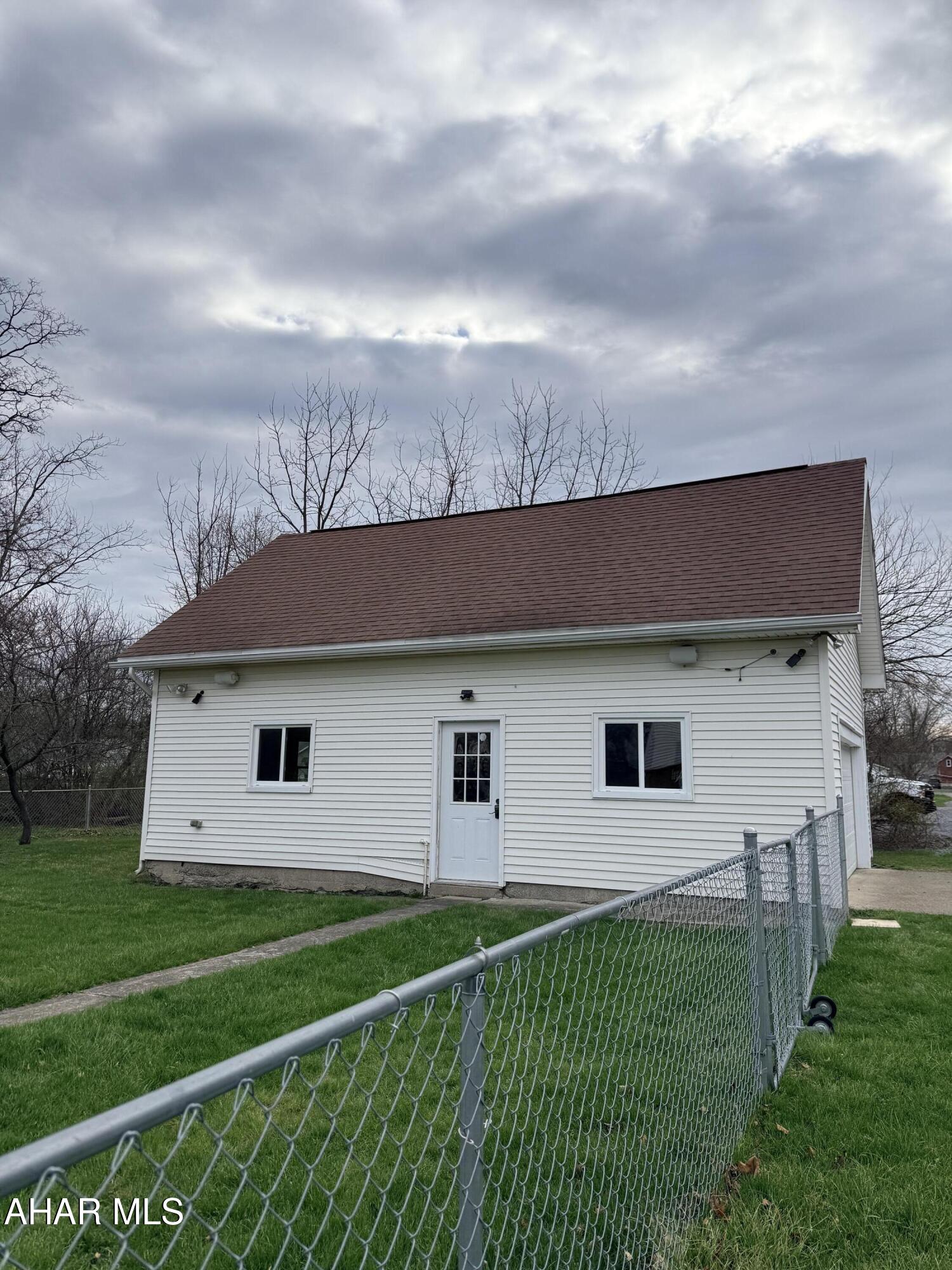 Hollidaysburg - Residential