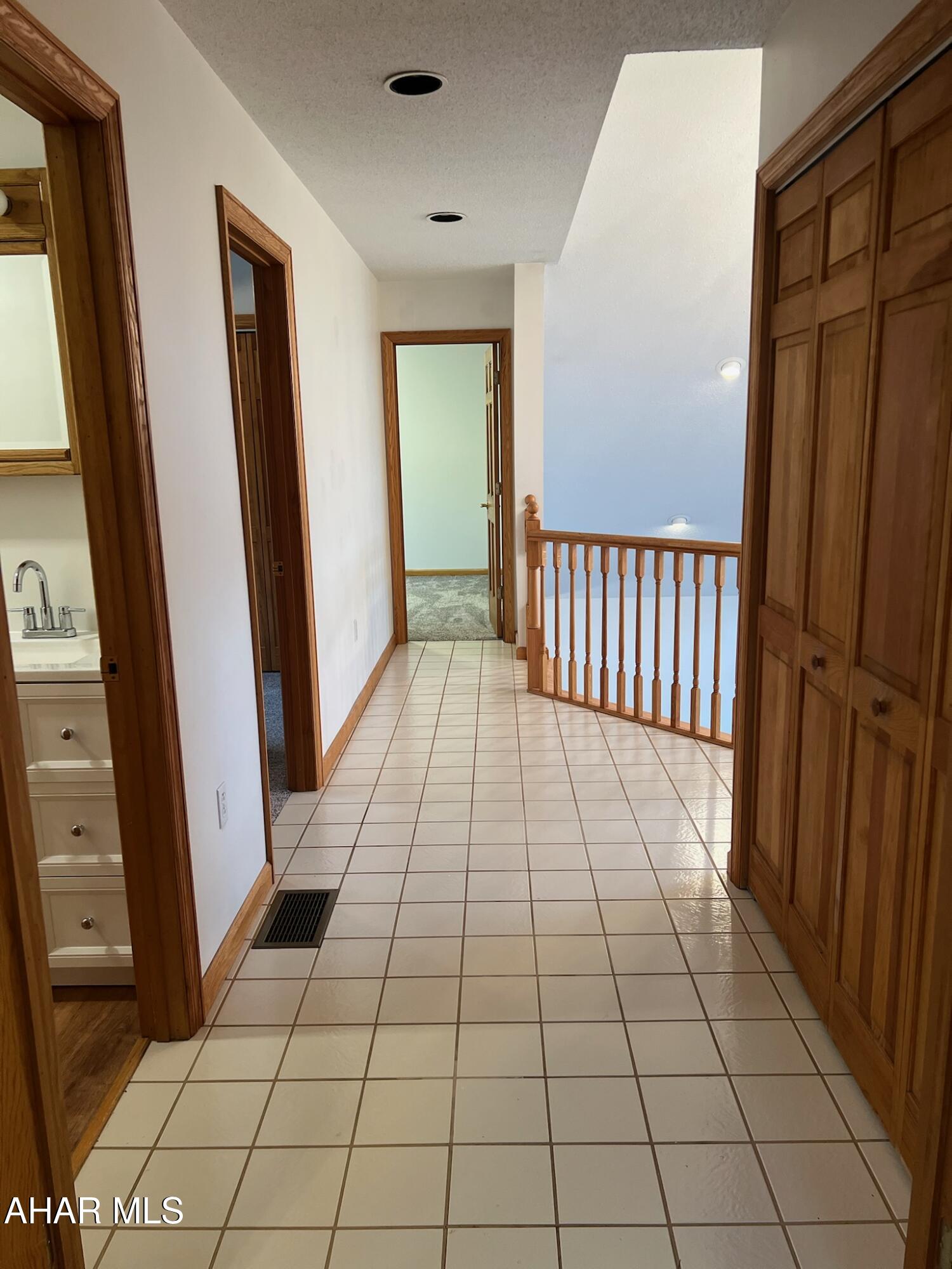 Juniata - Residential