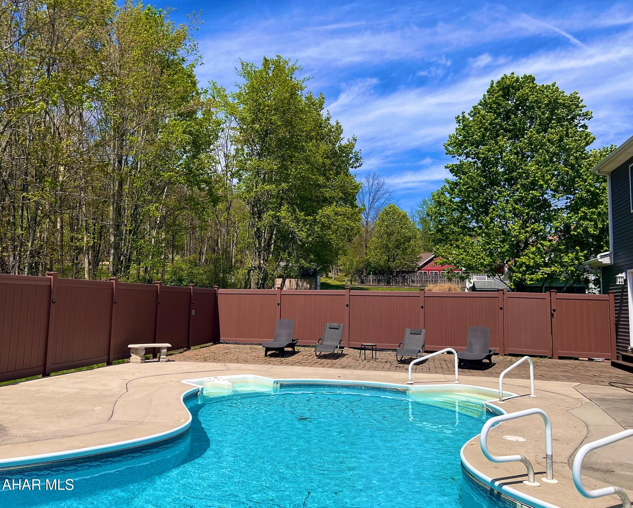 Juniata - Residential