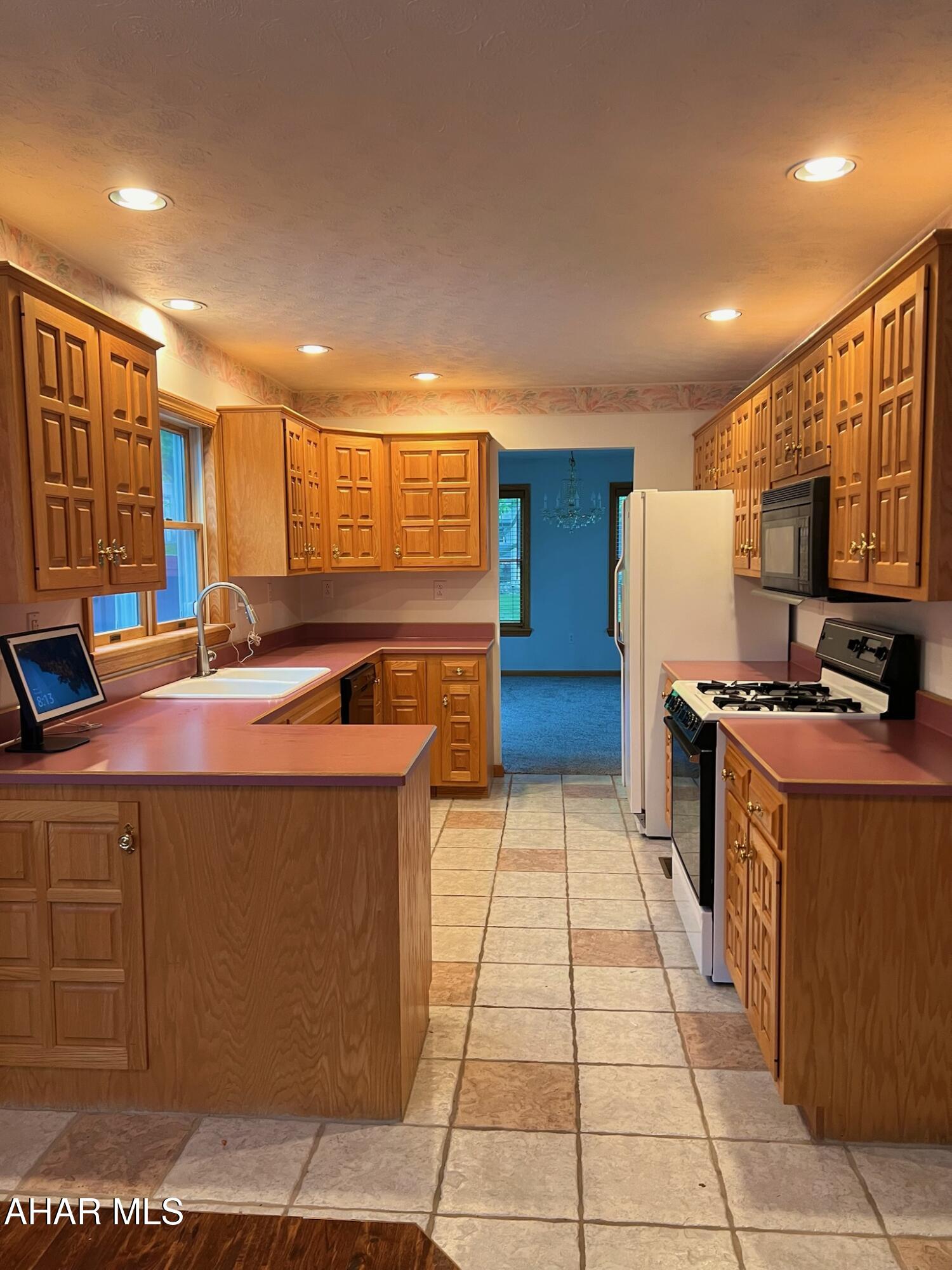 Juniata - Residential