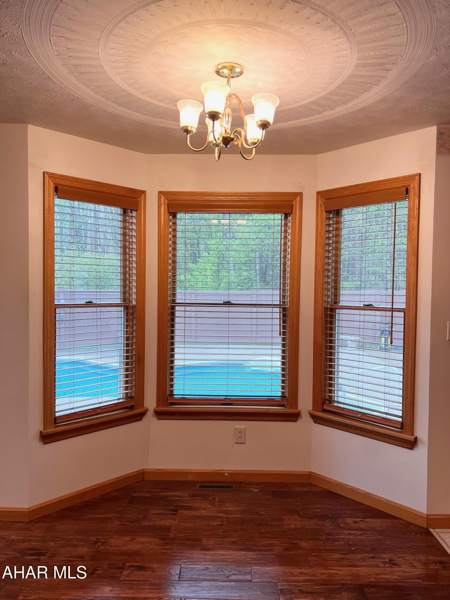 Juniata - Residential