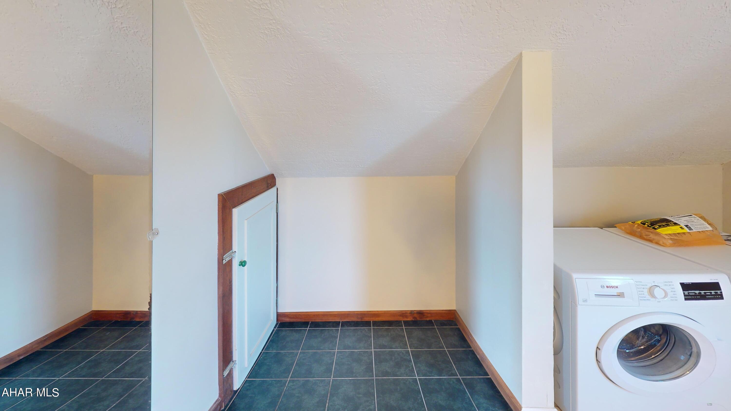 Hollidaysburg - Residential